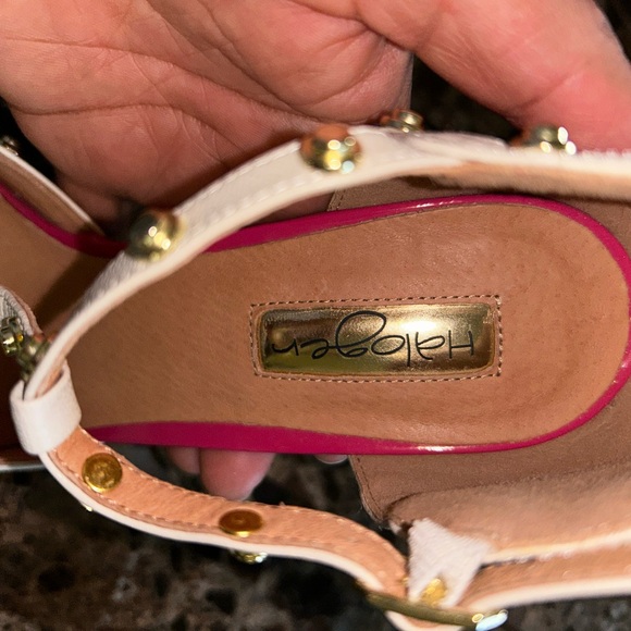 Halogen Pink and Cream Heels with Gold Accents - Picture 8 of 11